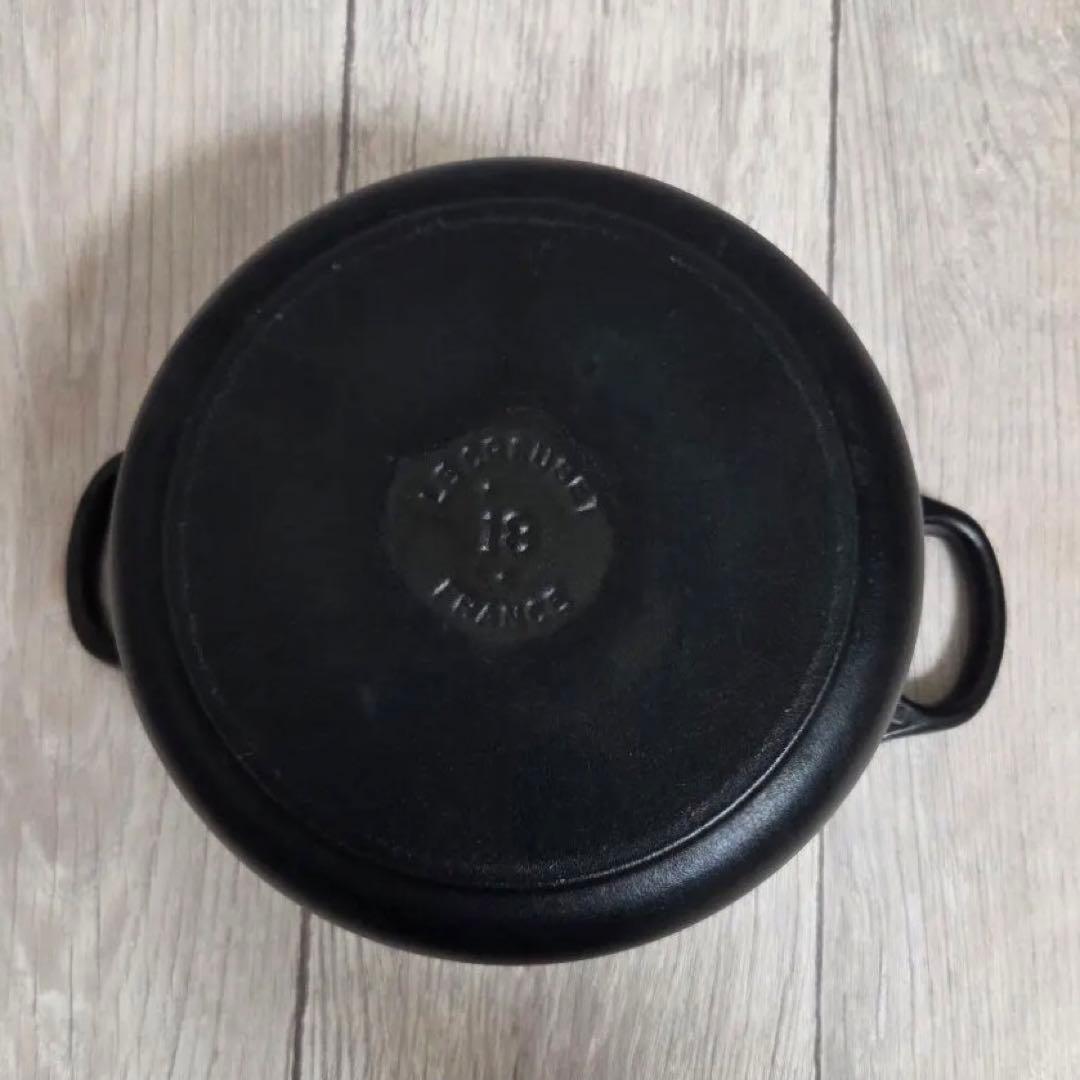 ル・クルーゼ 18cm 両手鍋　マットブラック