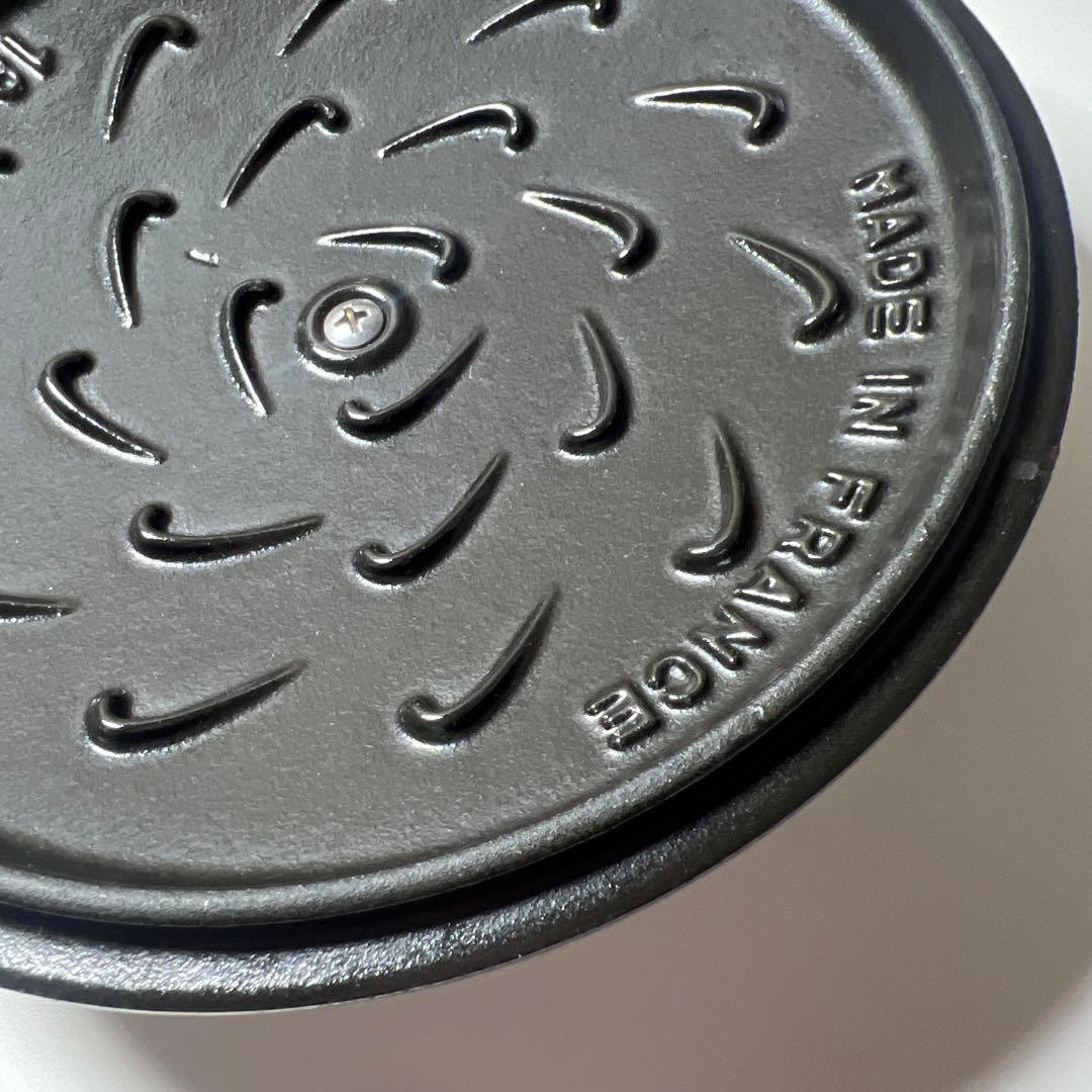 A*⠜様 STAUB WANABE M ストウブ　ワナベM