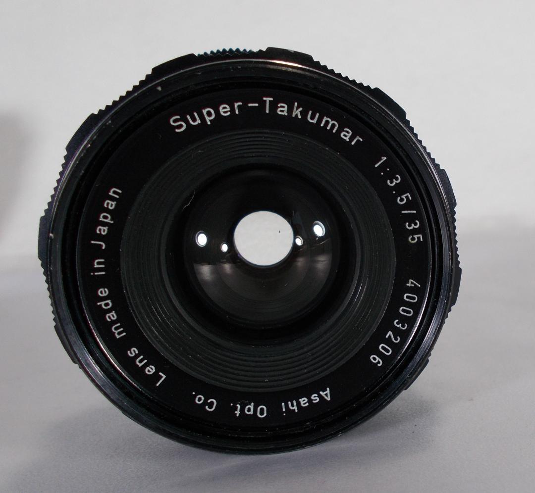 フィルムカメラ 整備済 完動品　Pentax SP　+ 広角レンズ　R142