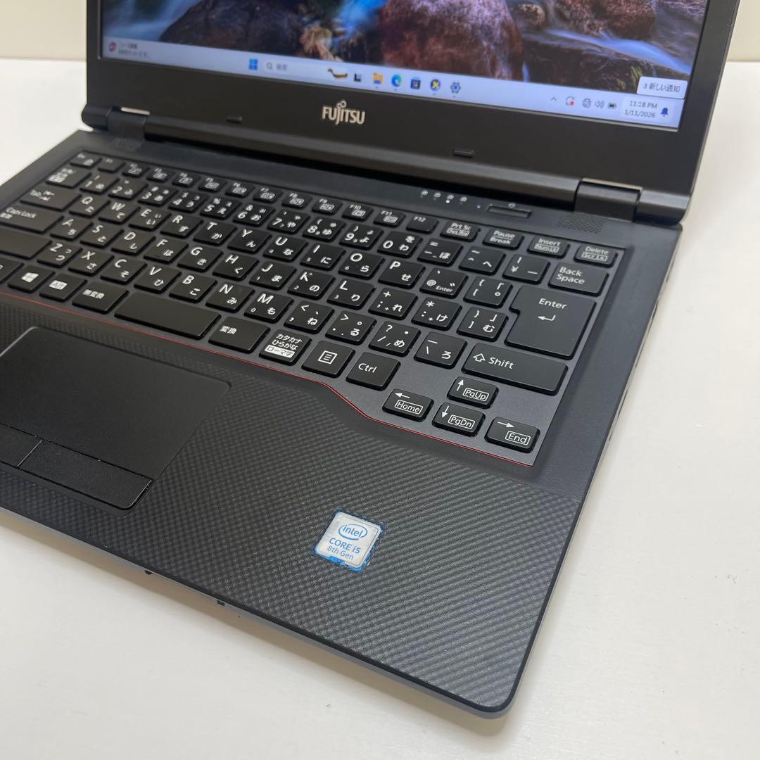 #788 富士通 LIFEBOOK E549/A i5-8365U 8GB