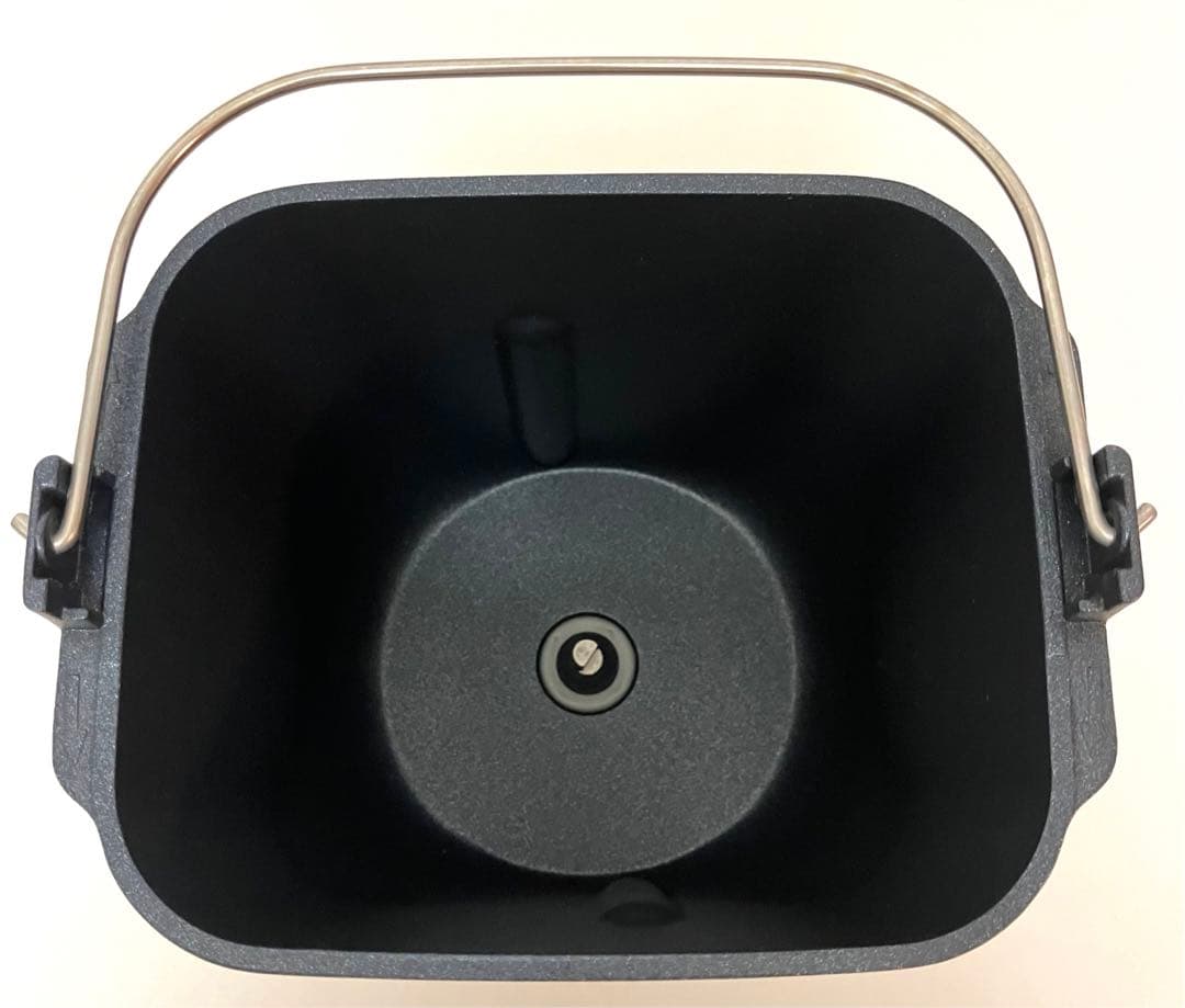 美品 送料無料 Panasonic ホームベーカリー SD-BH1001