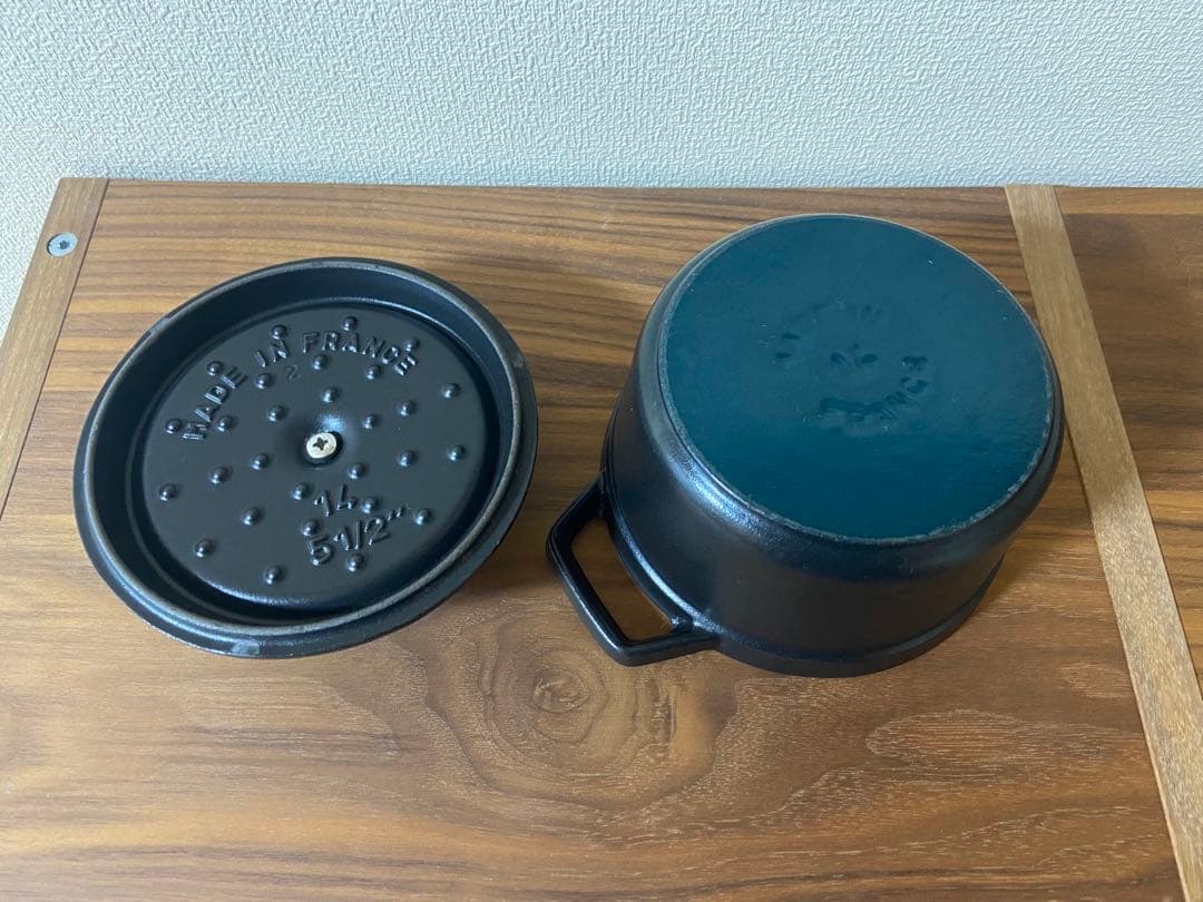 早い者勝ち‼️ STAUB ホーロー鍋 14cm ココット 黒 ブラック
