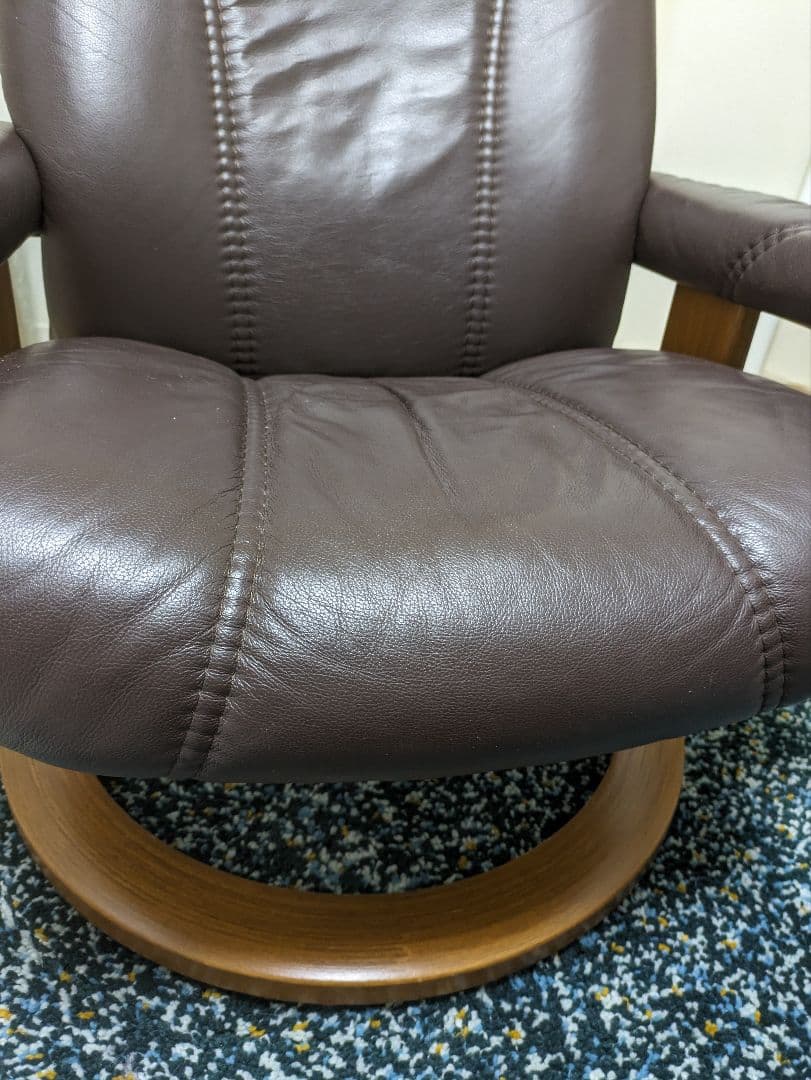 値下げ 送料込み エコーネス　ストレスレスチェア　本体のみ  リクライニング