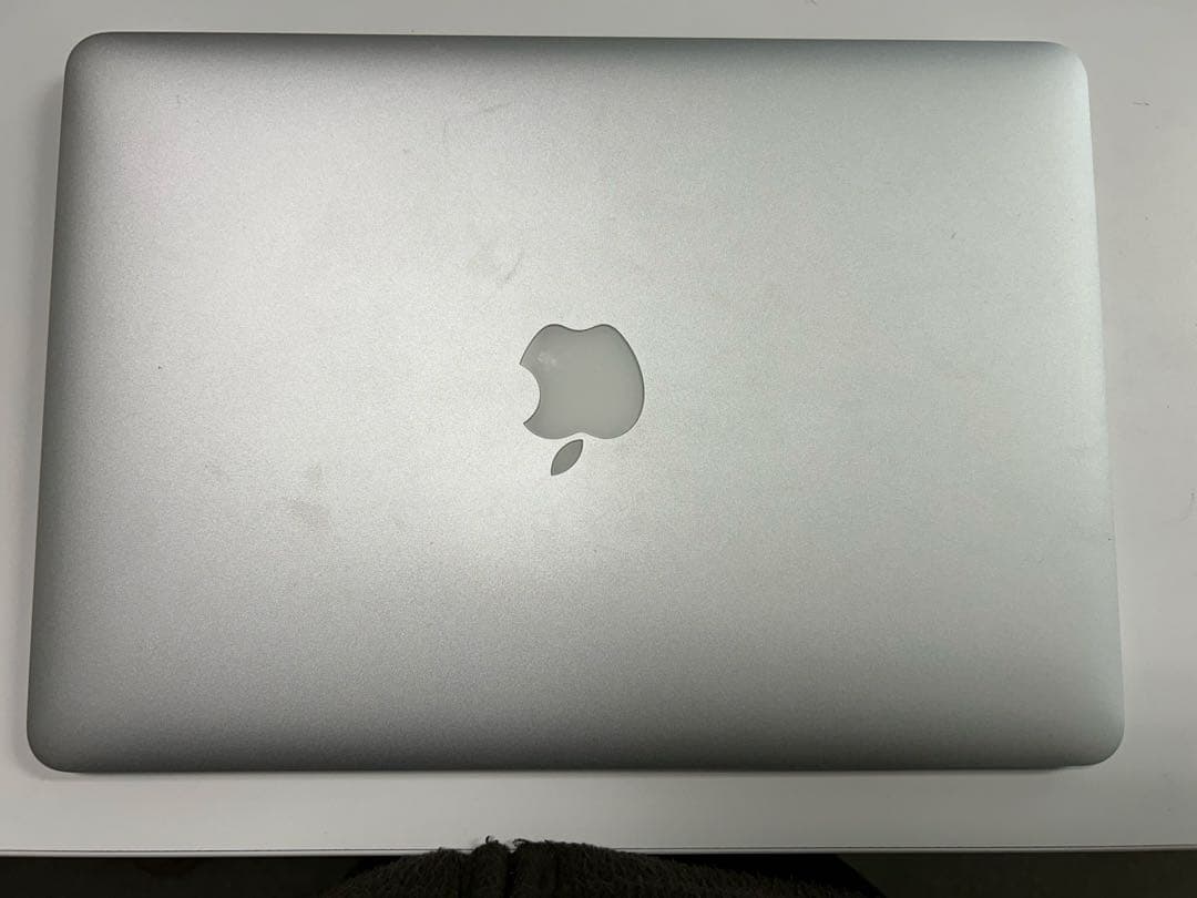 MacBook Air 13インチ 2017 メモリ8GB / SSD128GB
