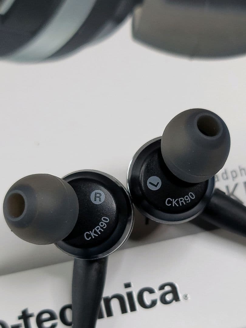 イヤホン audio-Technica Sound Reality ATH-CKR90