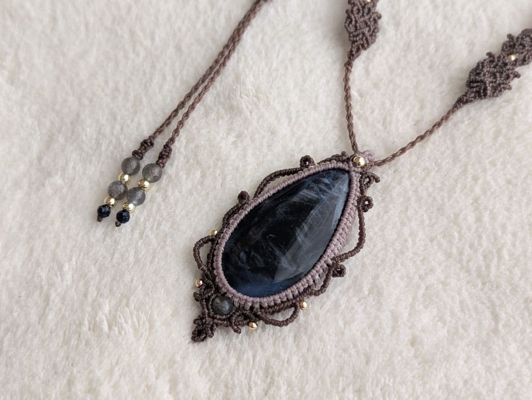 マクラメネックレス ソーダライト