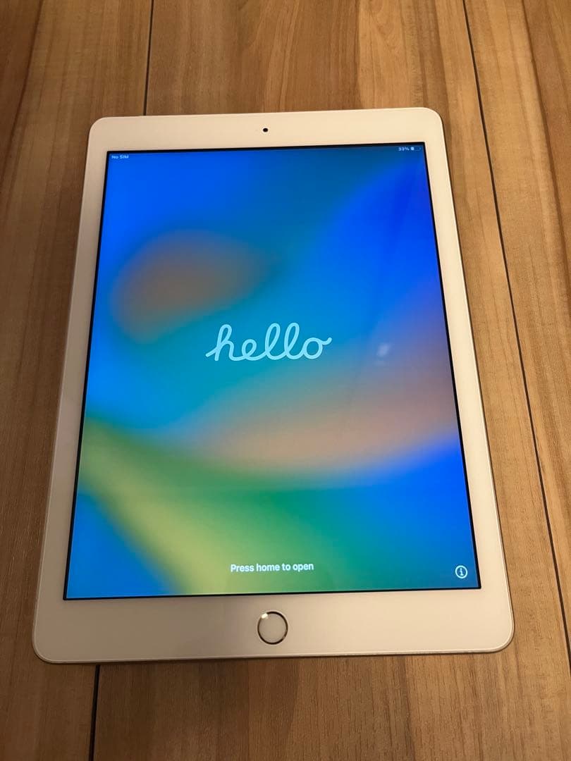 鳳*輝様 iPad 第5世代[32GB] Wi-Fiモデル ゴールド？　A182