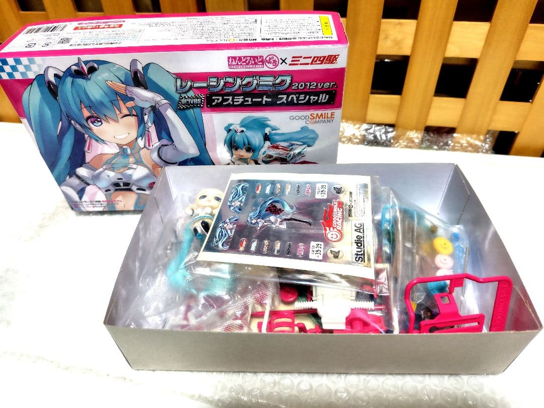 ねんどろいど ぷち×ミニ四駆 レーシングミク 2012ver．