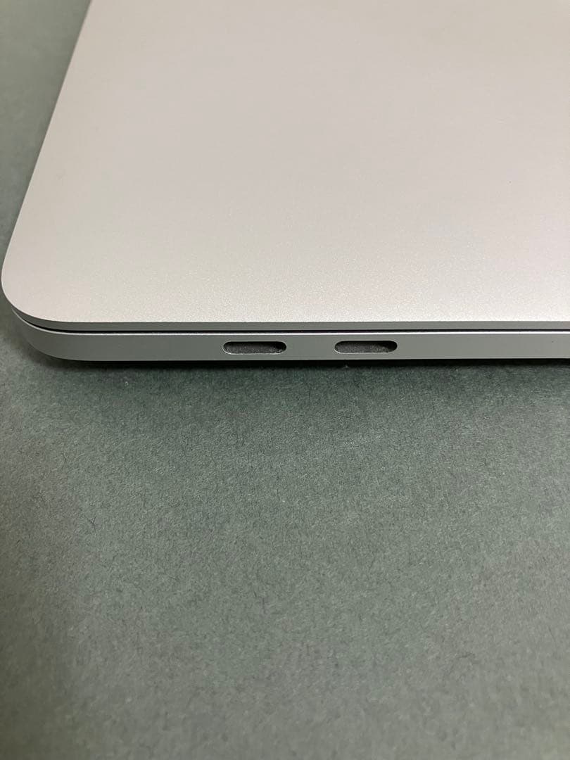 MacBook本体 MacBook Pro M1 2020 8gb/256gb