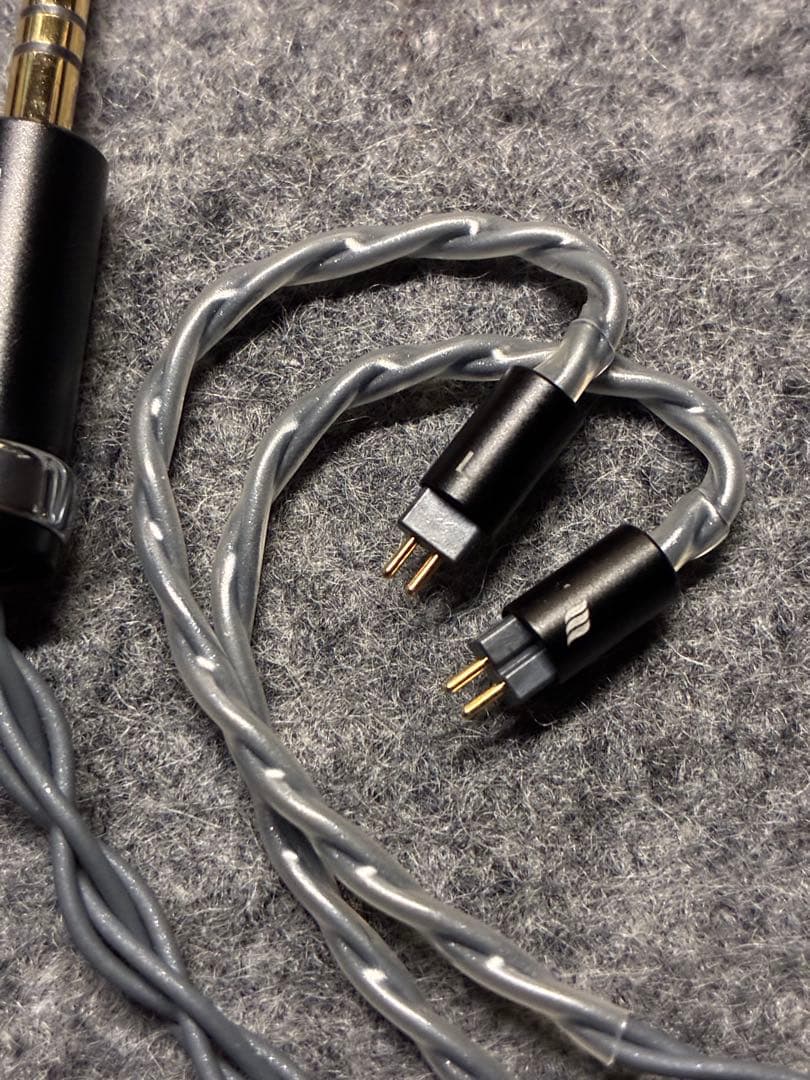 LETSHUOER EMBER リケーブル可能イヤホン