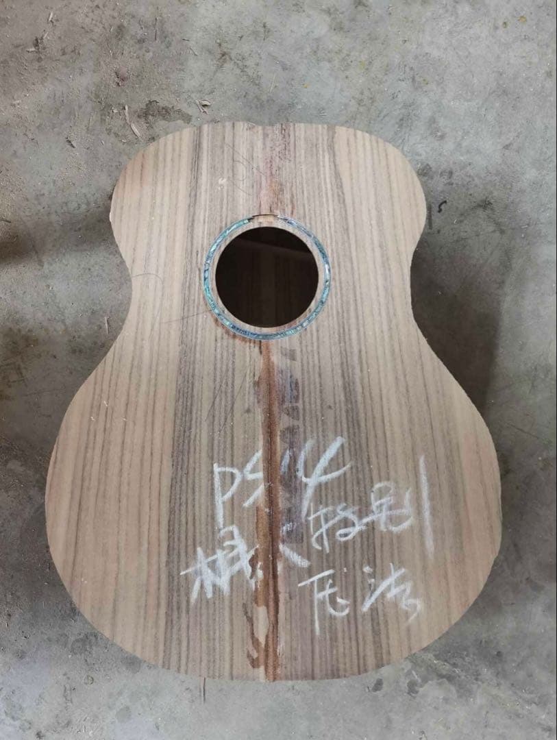 Byron ハワイアンコア OM アコースティックギター