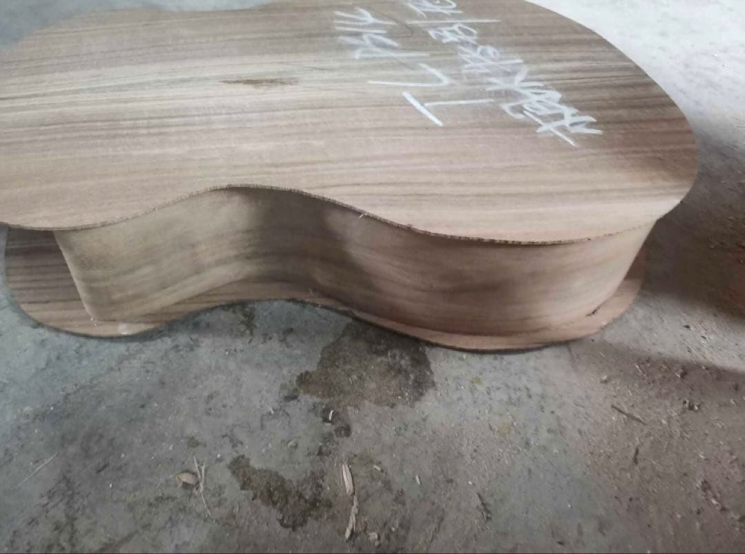 Byron ハワイアンコア OM アコースティックギター