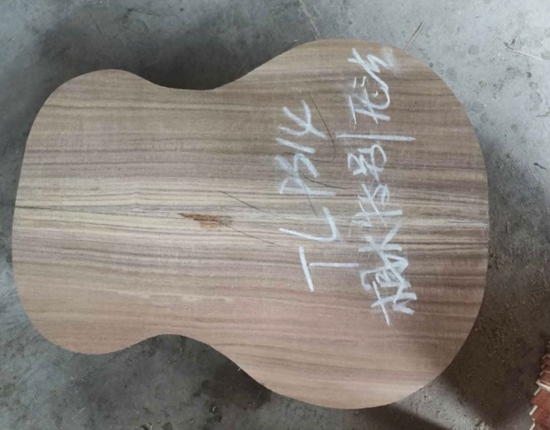 Byron ハワイアンコア OM アコースティックギター