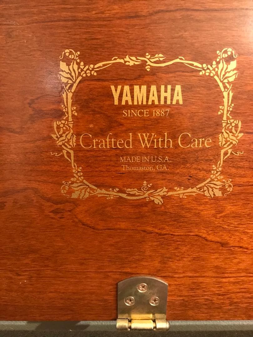 YAMAHAアップライトピアノ　USA製　貴重　88鍵