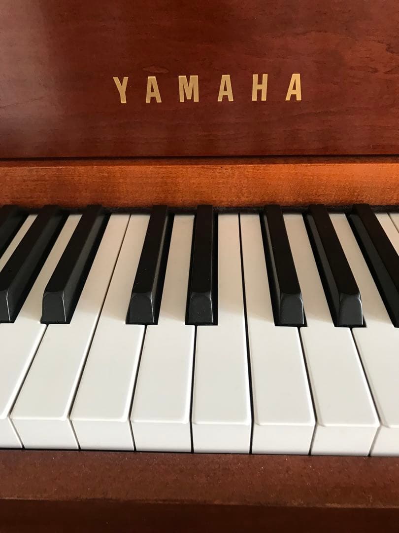 YAMAHAアップライトピアノ　USA製　貴重　88鍵