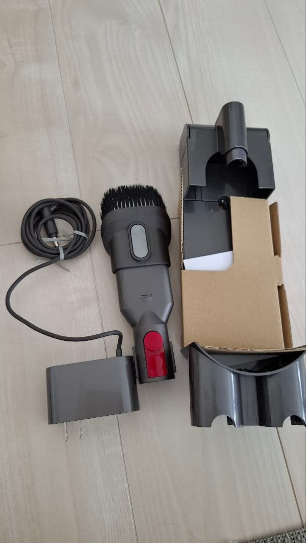 ★お値下げ★　dyson V8 absolute+ スティッククリーナー