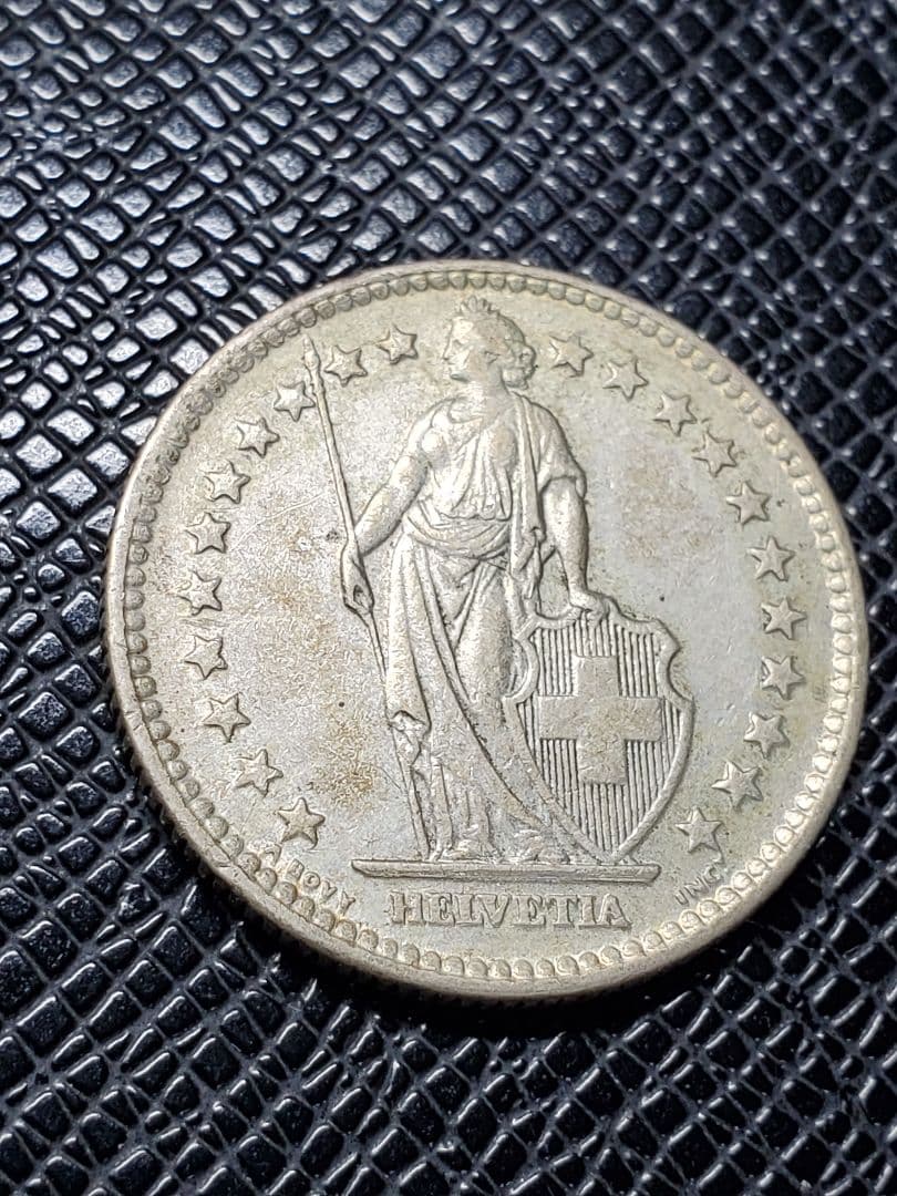 2482. 　銀貨　1960年　スイス　2フラン　ヘルヴェティア像