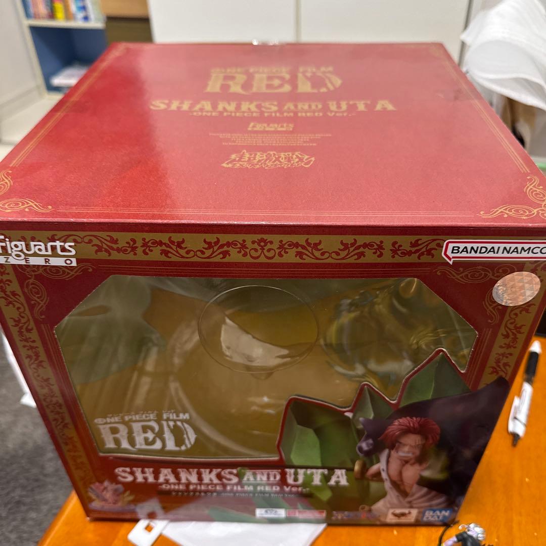 ワンピース　ウタ　シャンクス　フィギュアーツZERO