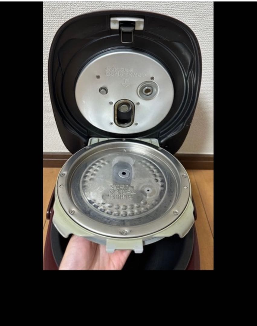 炊飯器　TOSHIBA RC-10VRE4