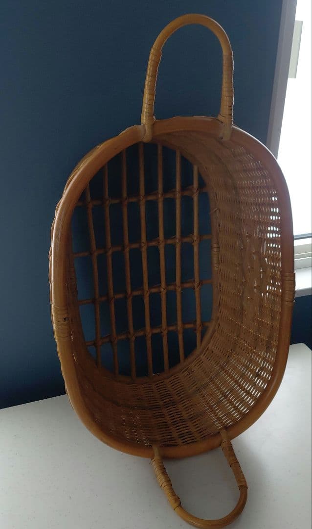 オーバル型　ラタンランドリーバスケット　ビックサイズ