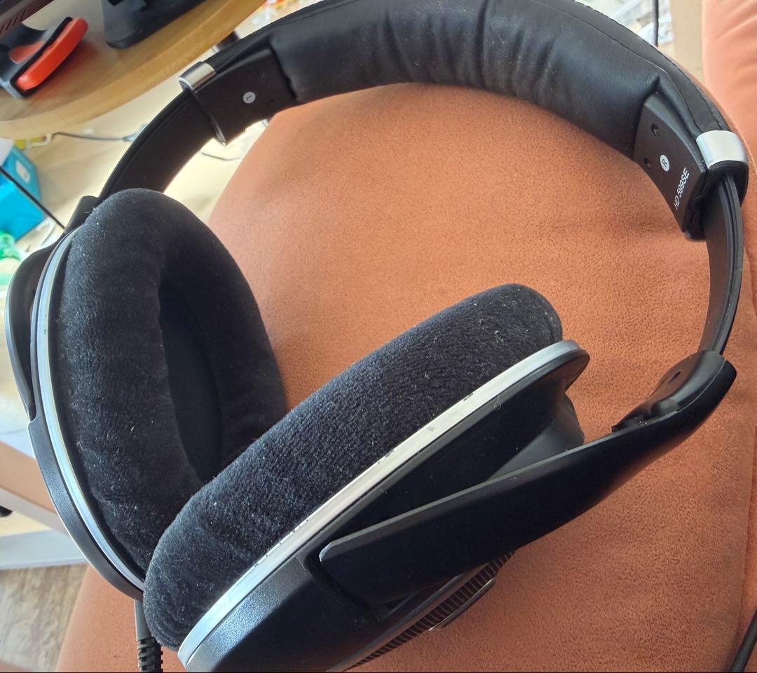 Sennheiser HD 599SE ヘッドフォン + USB アダプター