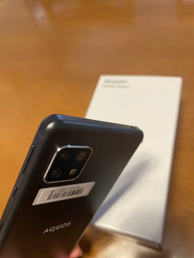 SHARP AQUOS sense4 ブラック