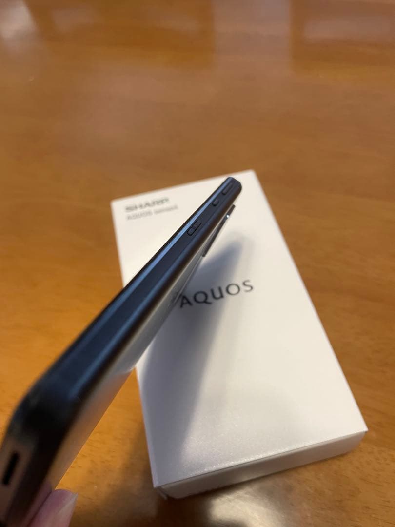 SHARP AQUOS sense4 ブラック