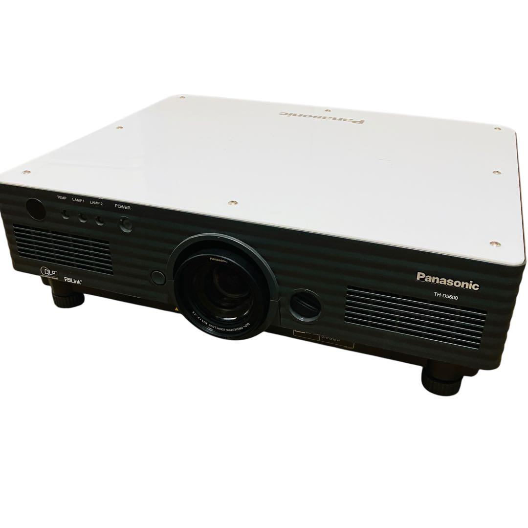 プロジェクター　Panasonic 業務用 プロジェクター TH-D5600