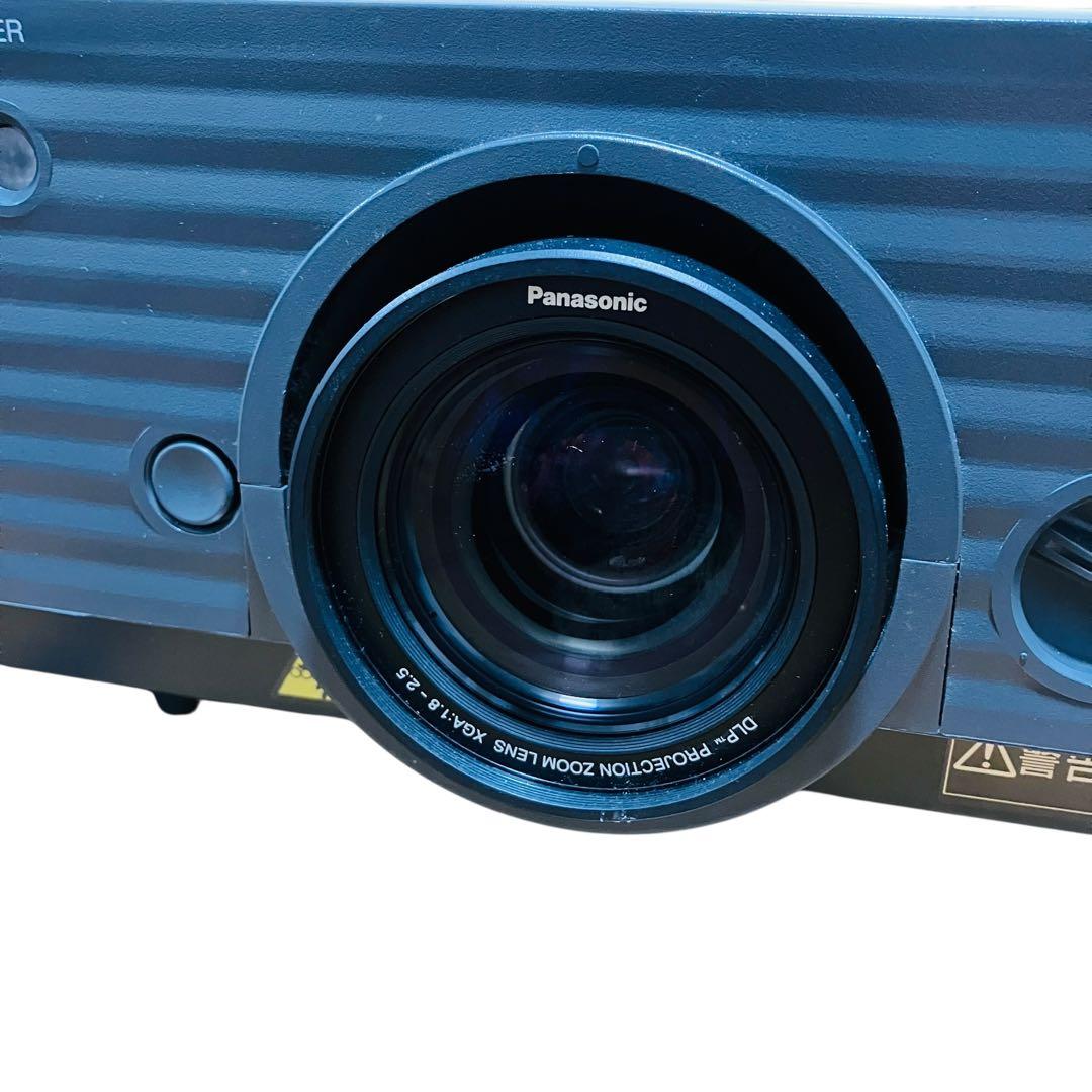 プロジェクター　Panasonic 業務用 プロジェクター TH-D5600