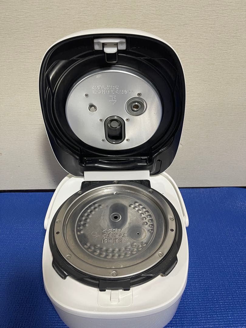 TOSHIBA RC-10VRP 炊飯器 IH 5.5合 2020年製