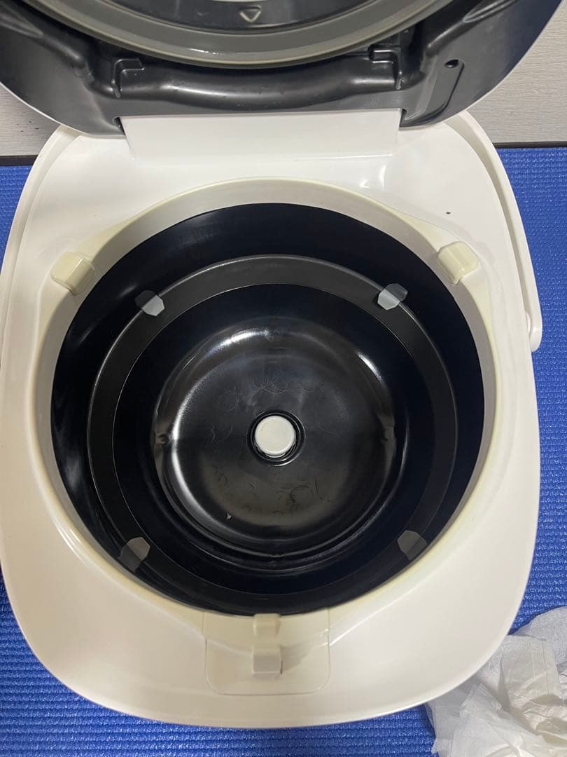 TOSHIBA RC-10VRP 炊飯器 IH 5.5合 2020年製