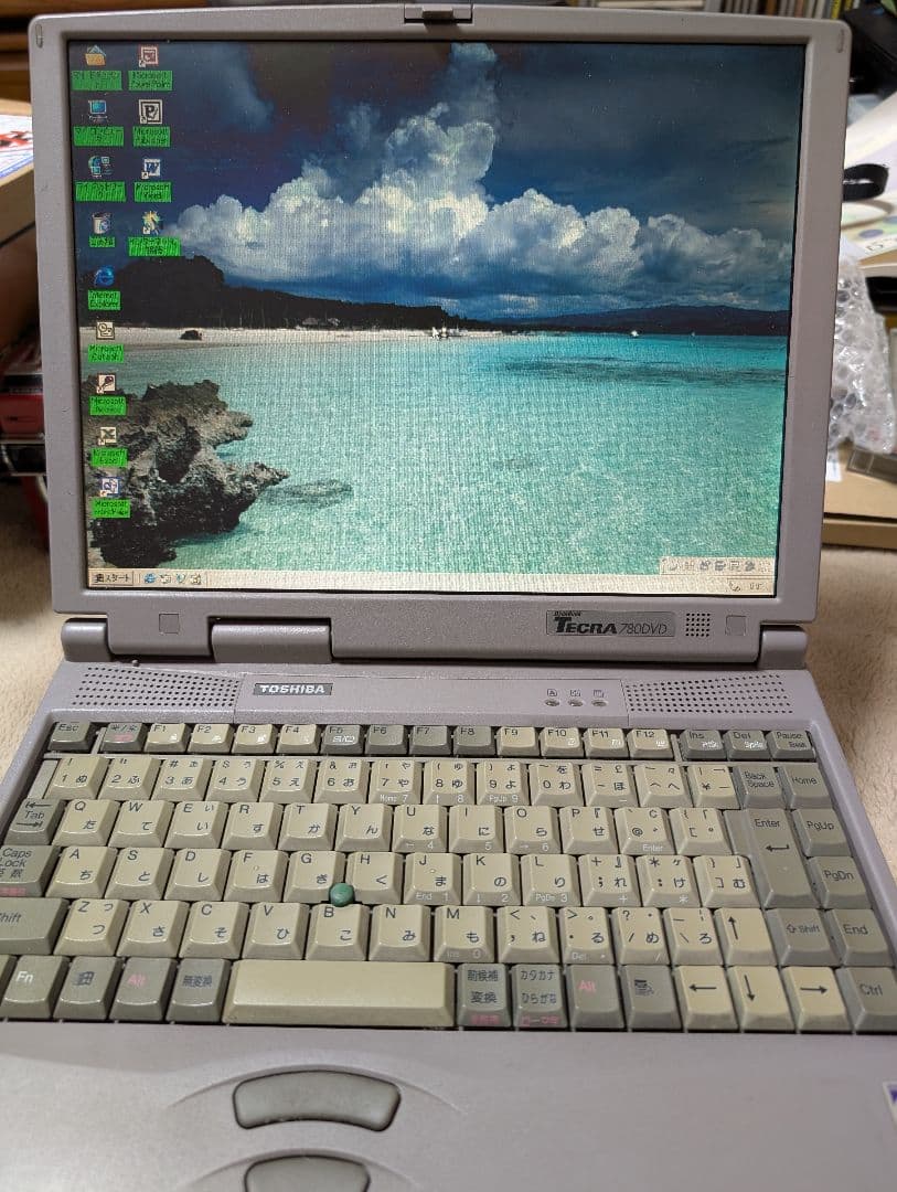 Toshiba Tecra 780DVD Windows 2000ノートPC