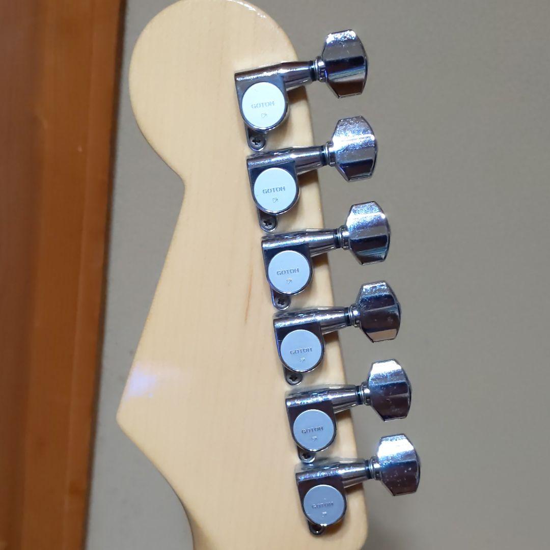 ハンドメイド⭐ ラスタカラーな自作エレキギター