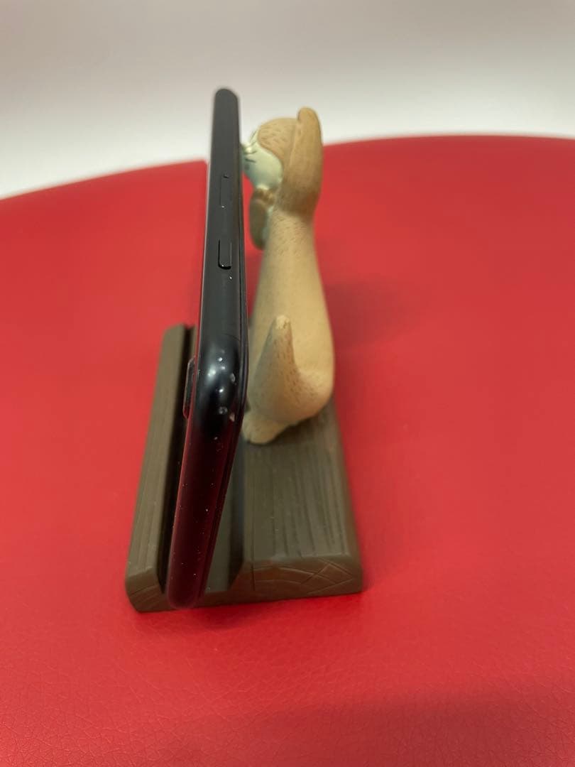 T*p様 iPhoneSE2 黒　128GB バッテリー交換済み、液晶交換済み