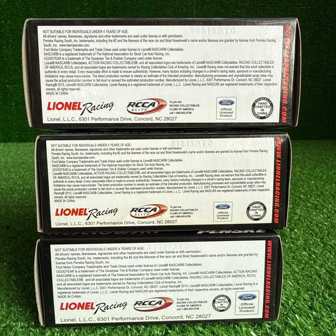 a230-3】ナスカー ブラッド・ケセロウスキー #2 レーシングカー 計3台