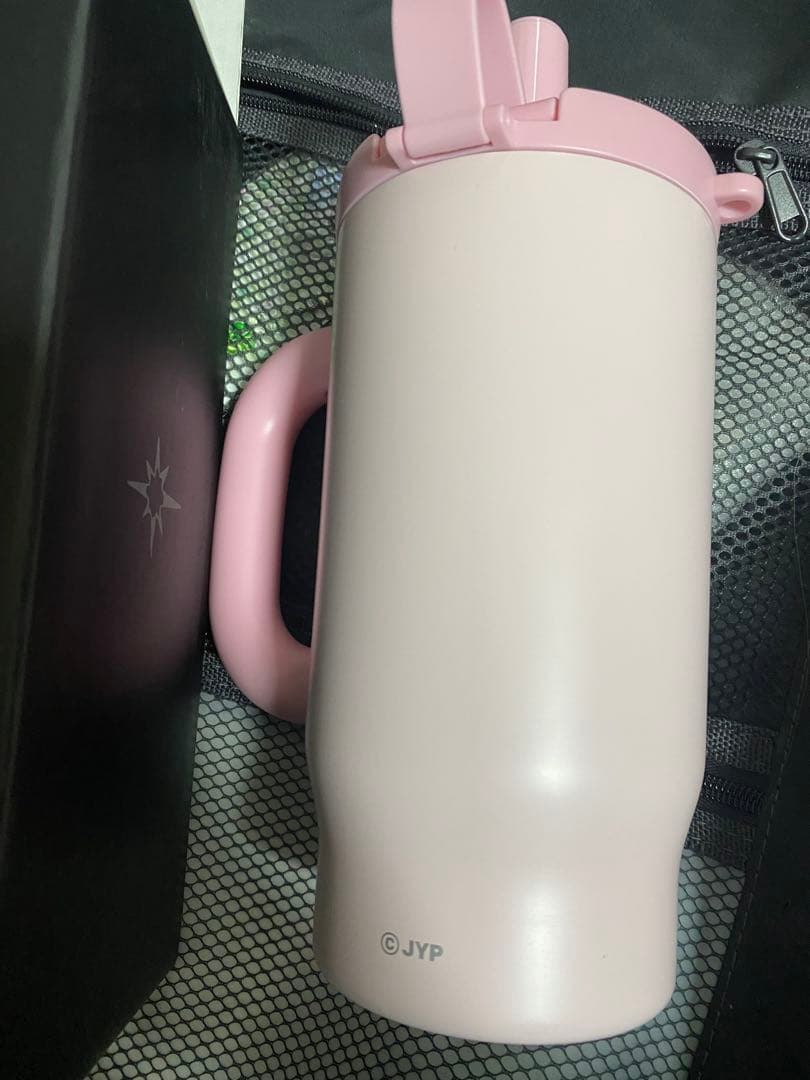 straykids ヒョンジン DOIT yizhiyu ポップアップ 保温マグ