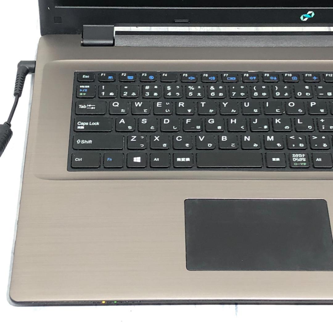 ノートパソコン本体 SSD256GB/Windows11搭載