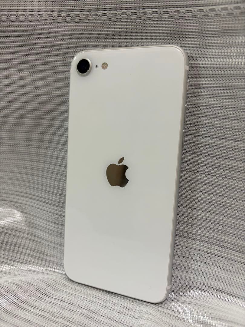 iPhone SE 128GB SIMフリー バッテリー74% 美品 動作良好