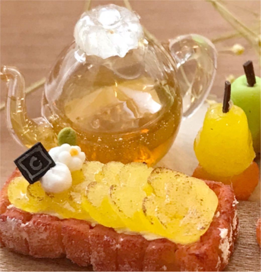 【オーダー受付中】ミニチュア　洋梨スイーツとティーポットセット