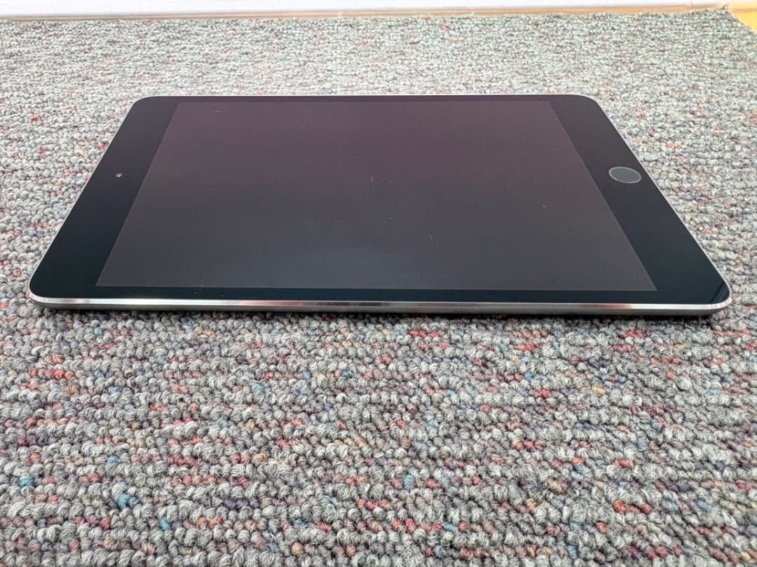 iPad mini 4　Wi-Fi　A1538　タブレット　Apple　f917