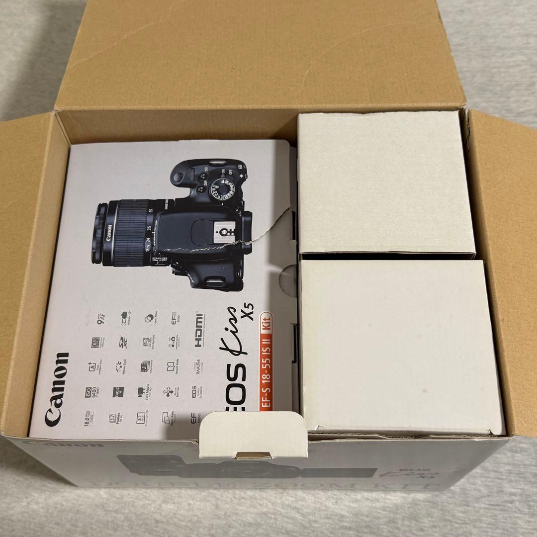 Canon EOS Kiss X5 ダブルズームキット＋交換用バッテリー