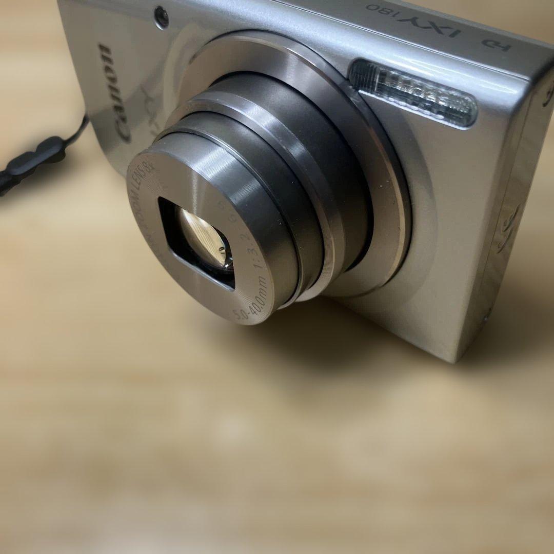 Canon IXY180 バッテリー.充電器.三脚付き