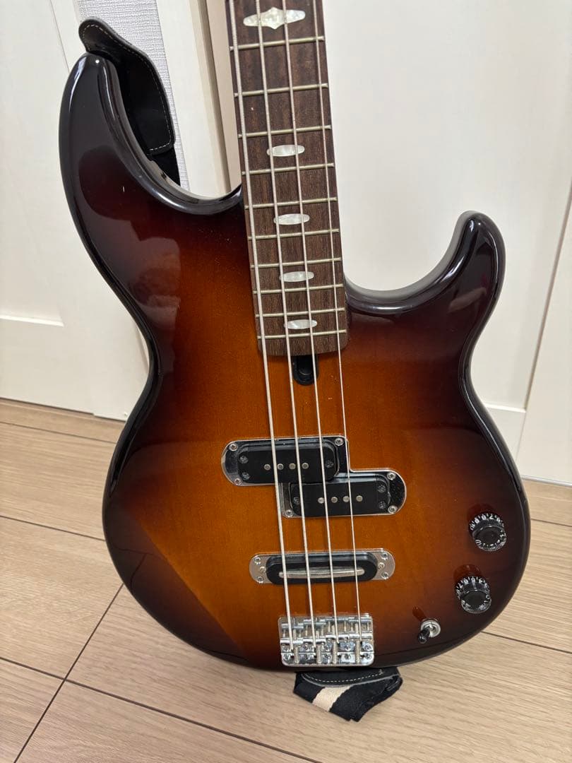Yamaha エレキベース BB424