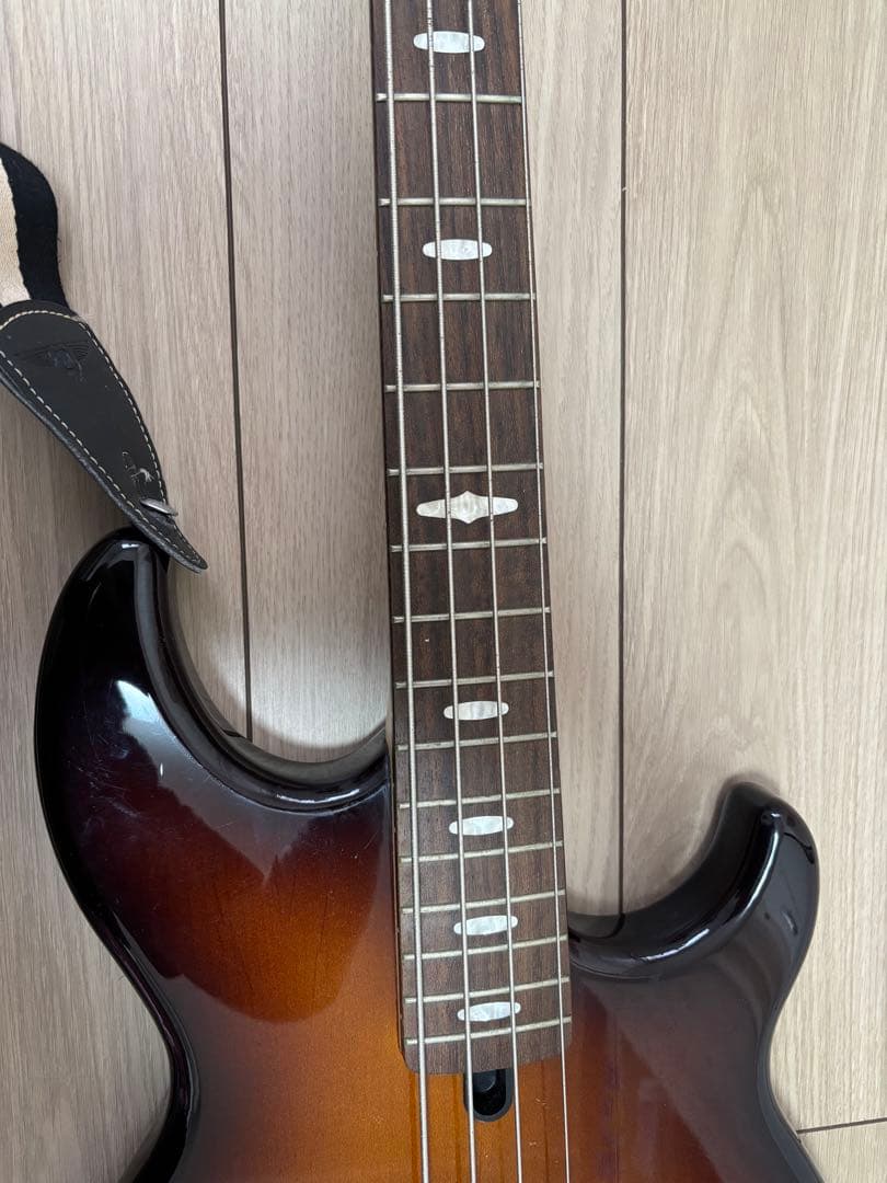 Yamaha エレキベース BB424
