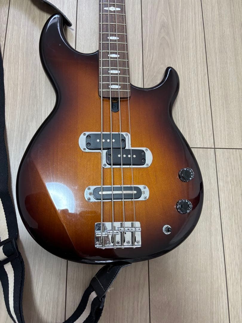 Yamaha エレキベース BB424
