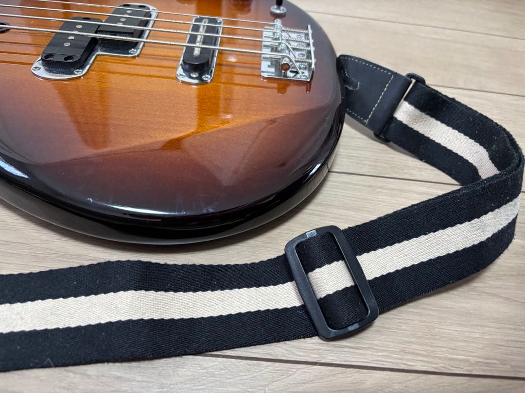 Yamaha エレキベース BB424