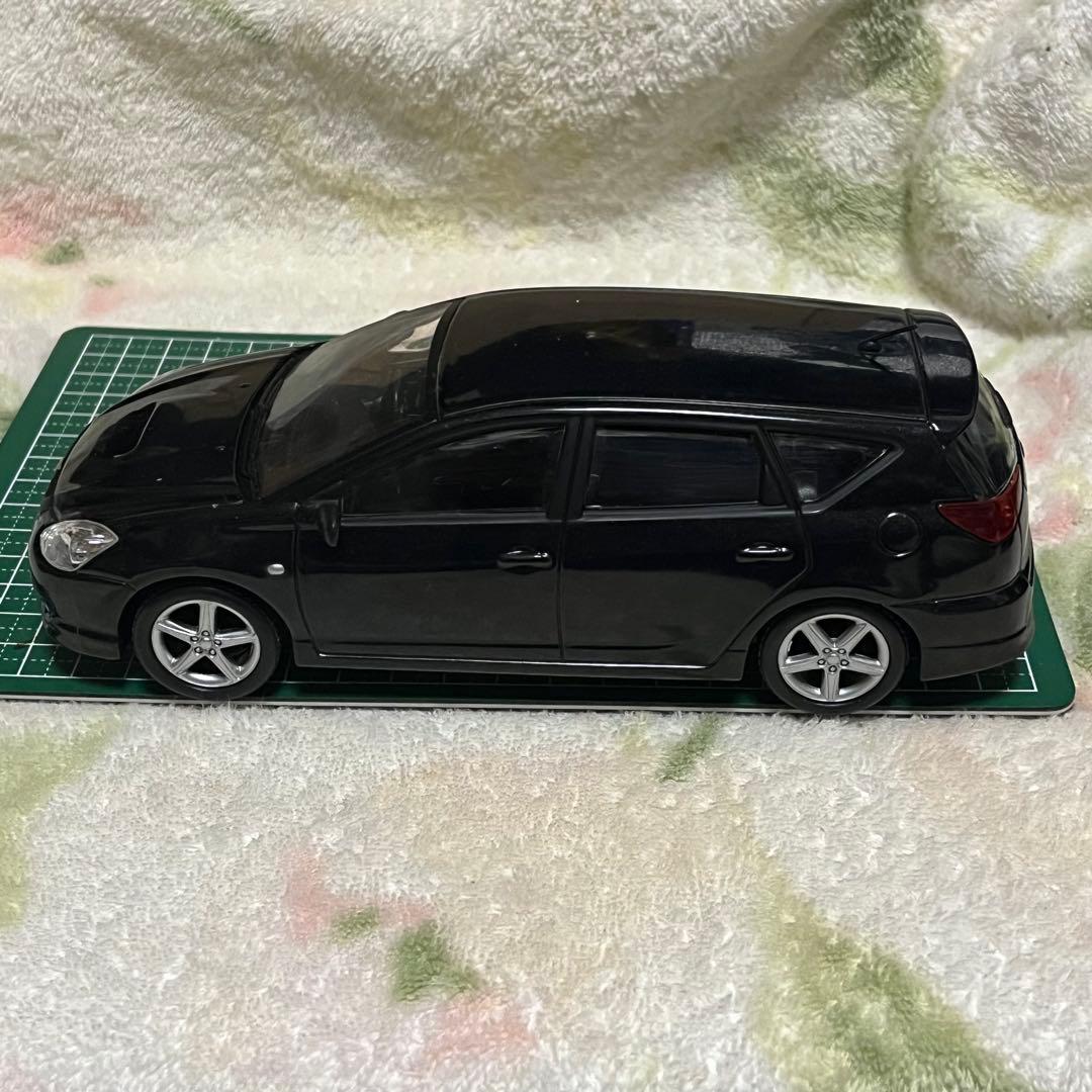トヨタ　カルディナ TOYOTA CALDINA 1/24 スケール　ミニカー
