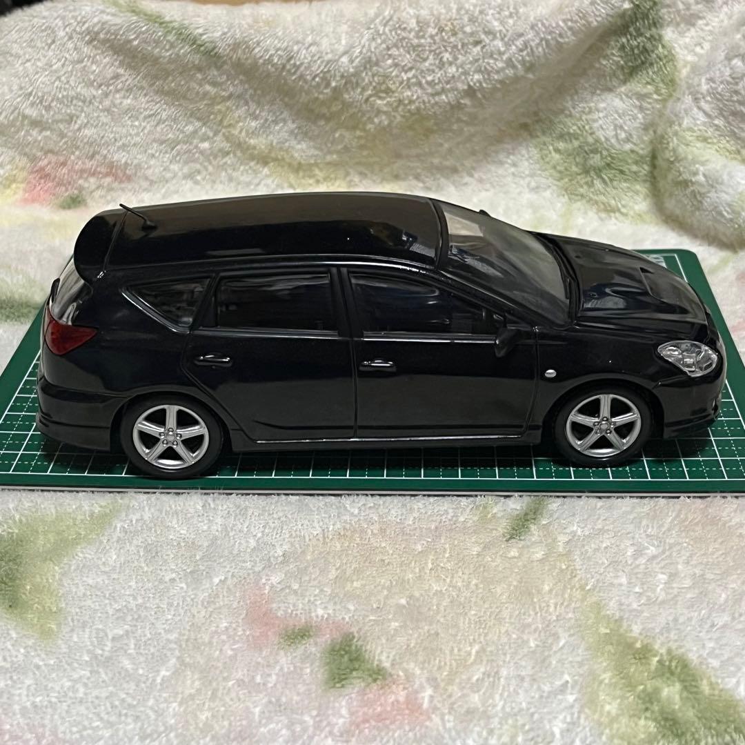 トヨタ　カルディナ TOYOTA CALDINA 1/24 スケール　ミニカー
