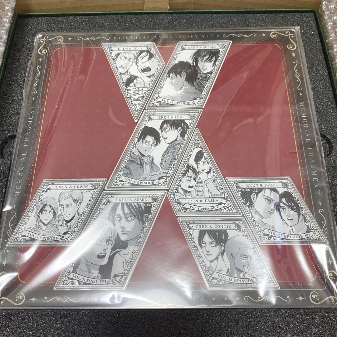 進撃の巨人　エレン　aniqueバースデー アクリルキーホルダー　豪華仕様　A