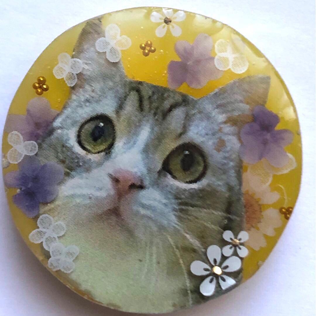 レジンヘアゴム　NO272おすまし猫ちゃん